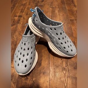 Kane | Revive Active Recovery Shoe | Stone/Cream | UNISEX Women 7 Men 5